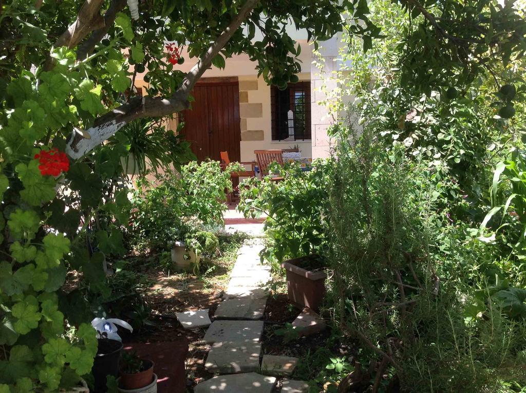 The Garden Villas Maleme Exteriör bild