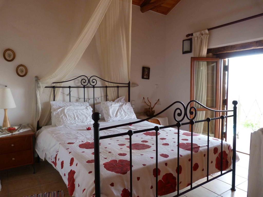 The Garden Villas Maleme Rum bild